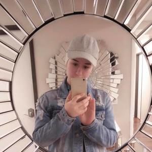 Meet your Posher, Fatma